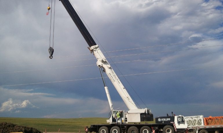Crane truck hire in Melbourne prices